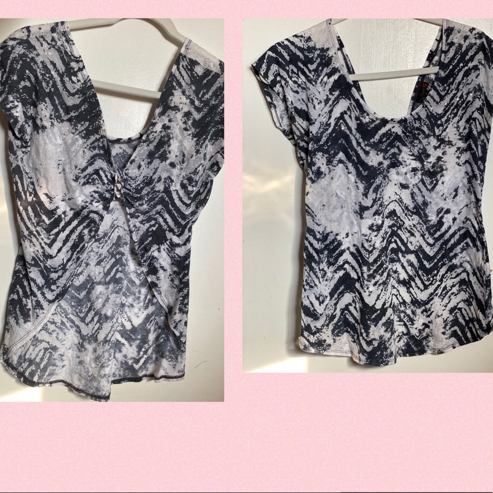 GUESS Top Open back